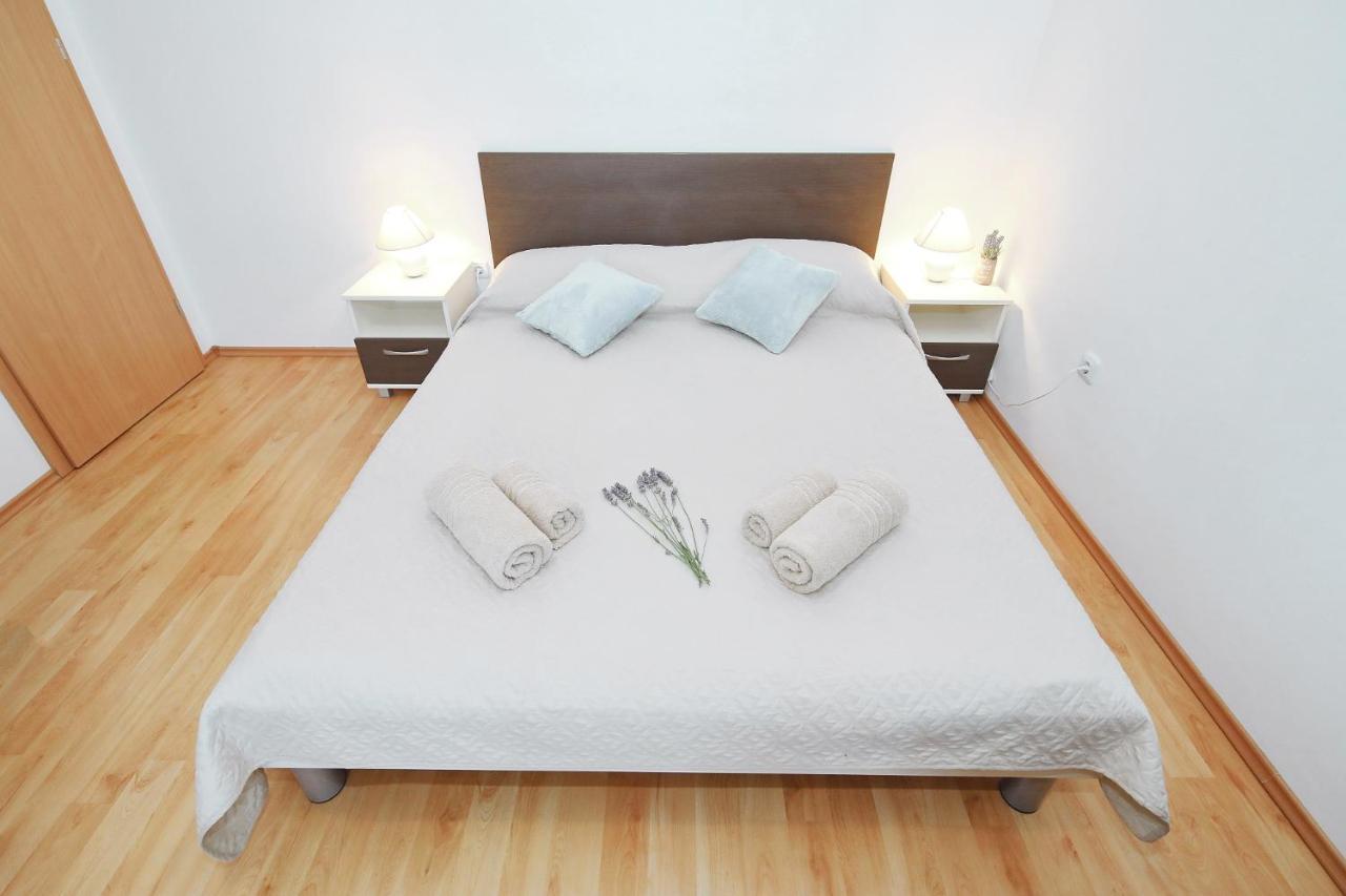 Apartments Olive Zaton  Extérieur photo