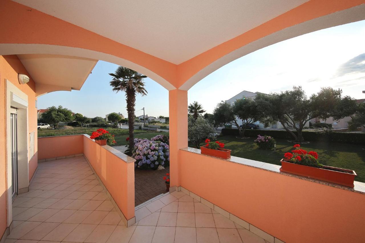 Apartments Olive Zaton  Extérieur photo