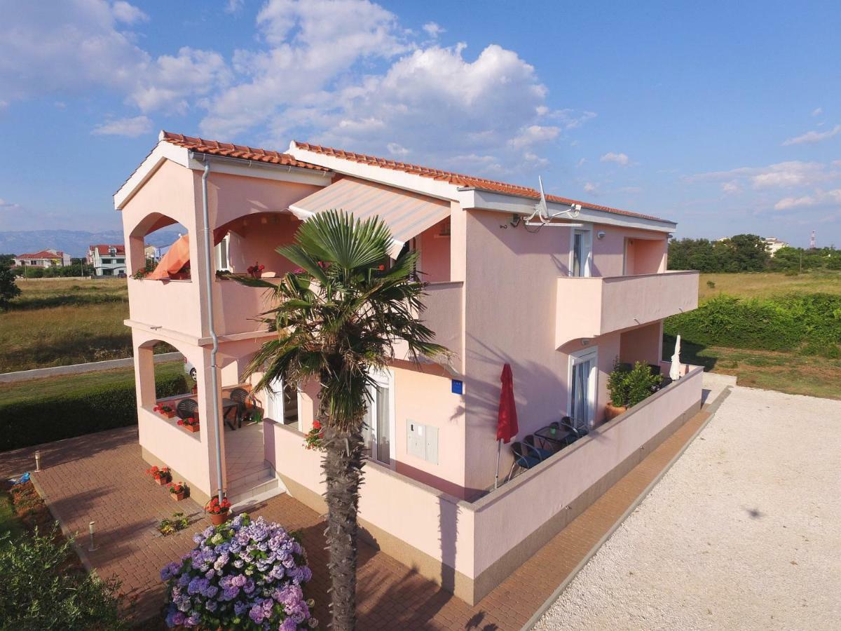 Apartments Olive Zaton  Extérieur photo