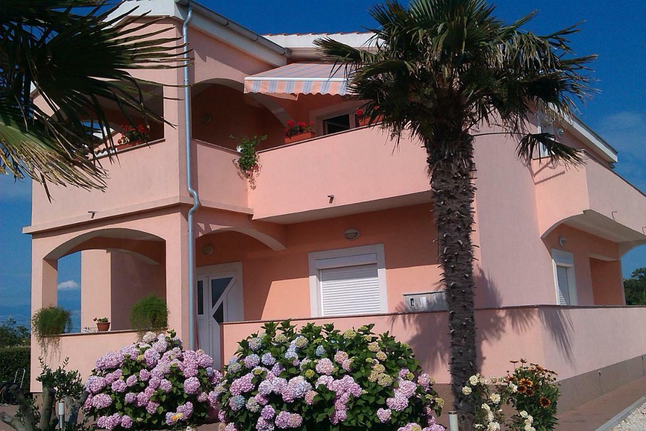 Apartments Olive Zaton  Extérieur photo