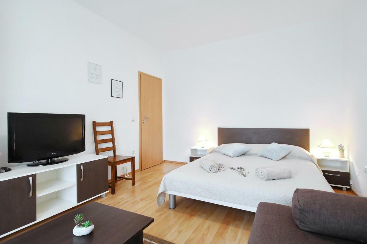 Apartments Olive Zaton  Extérieur photo