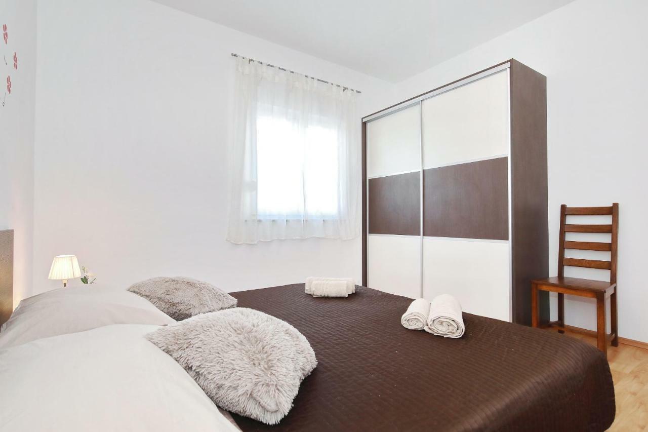 Apartments Olive Zaton  Extérieur photo